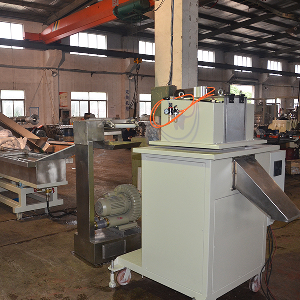 Twin screw master-batch / compounding extrusion line