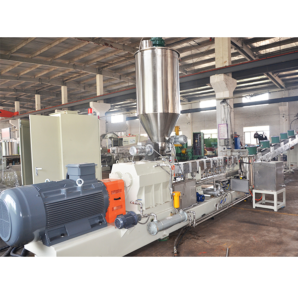 Two stage PVC compouding cable material production line