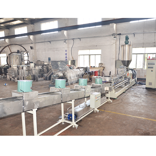 Two stage PVC compouding cable material production line