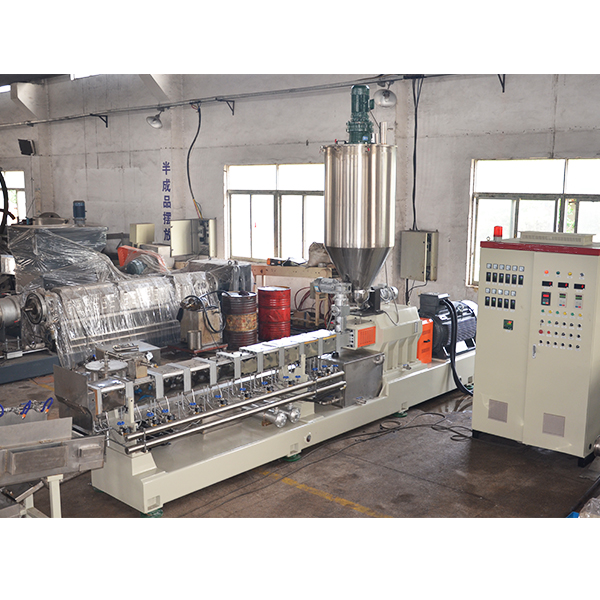 Two stage PVC compouding cable material production line